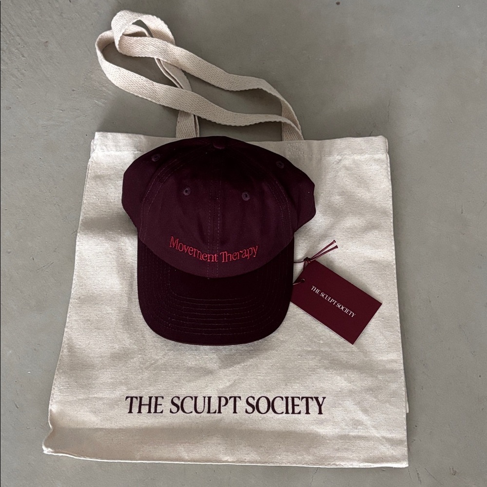 Megan Roup’s The Sculpt Society TSS Tote & “Movement Therapy” NWT Mantra Cap